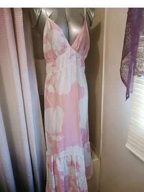 H&M Pink and White Maxi Dress Ladies  Size Large Adjustable Straps